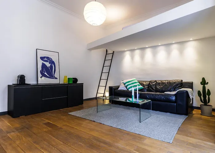 Beau Studio Centre Apartment *